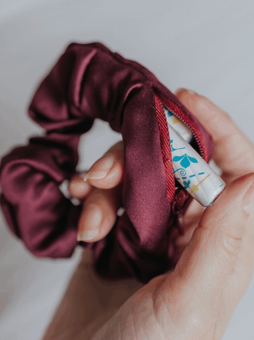 Scrunchie met Secret Pocket – Paars